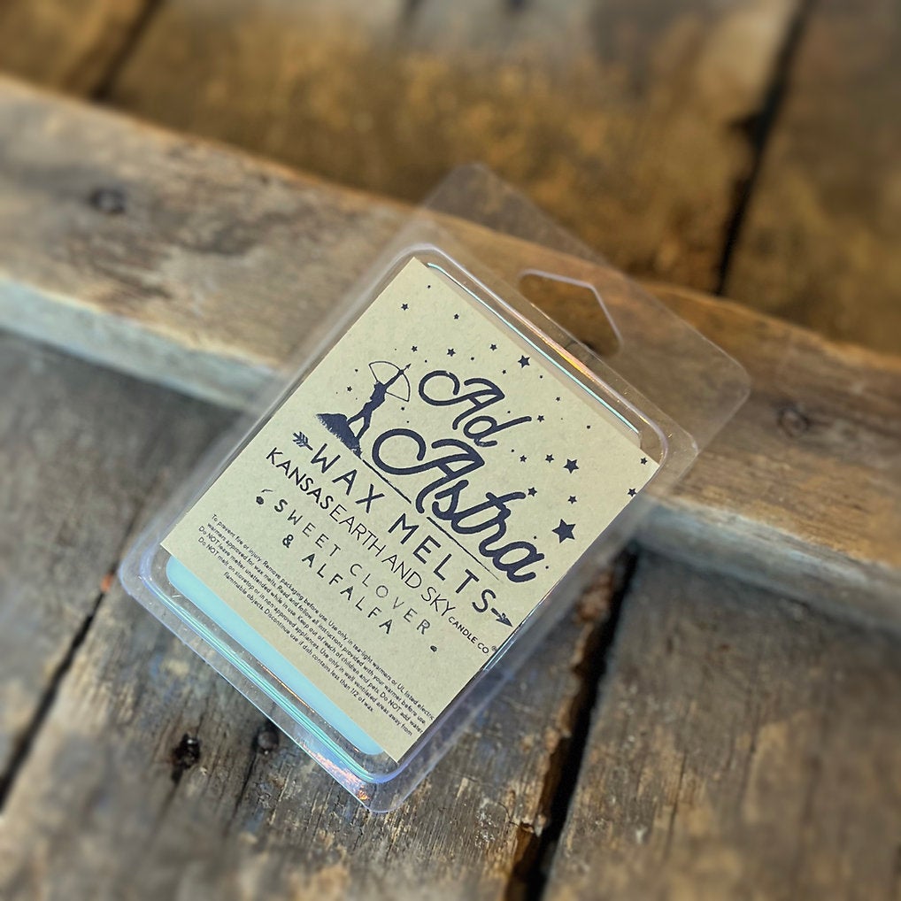 Sweet Clover & Alfalfa | Kansas Earth and Sky Candle Co